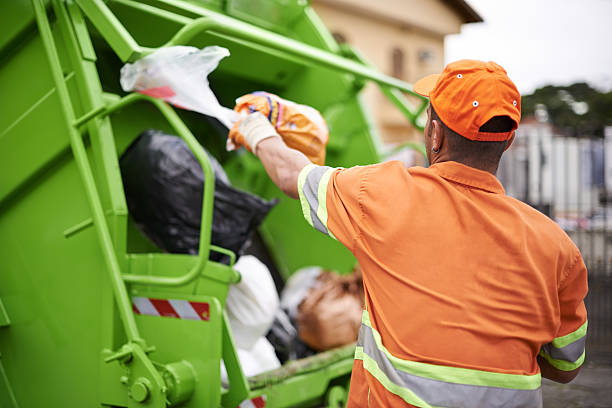 Best Construction Debris Removal  in Steelevle, IL